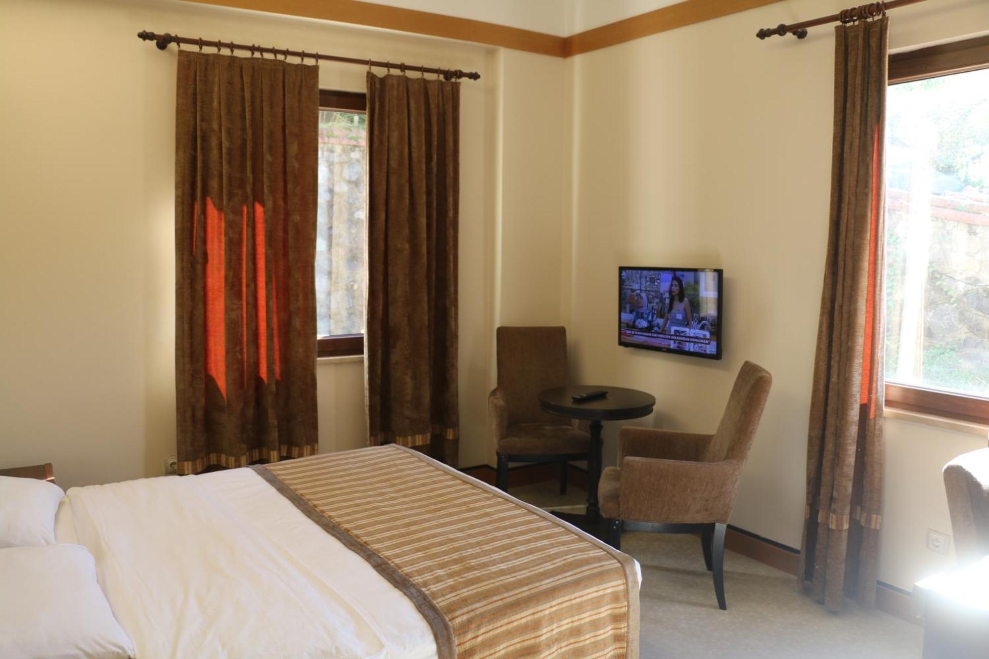 Hotel Lazlakar Sogutlu  Buitenkant foto