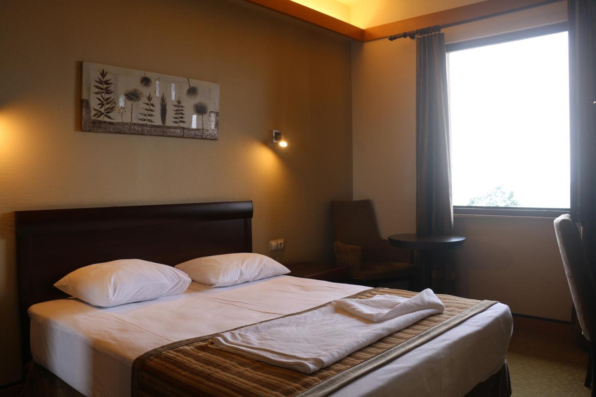 Hotel Lazlakar Sogutlu  Buitenkant foto