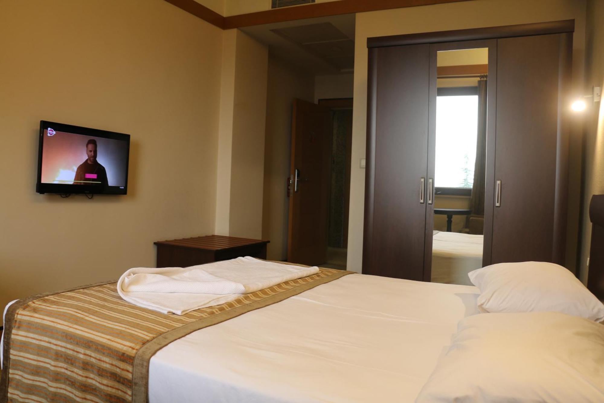 Hotel Lazlakar Sogutlu  Buitenkant foto